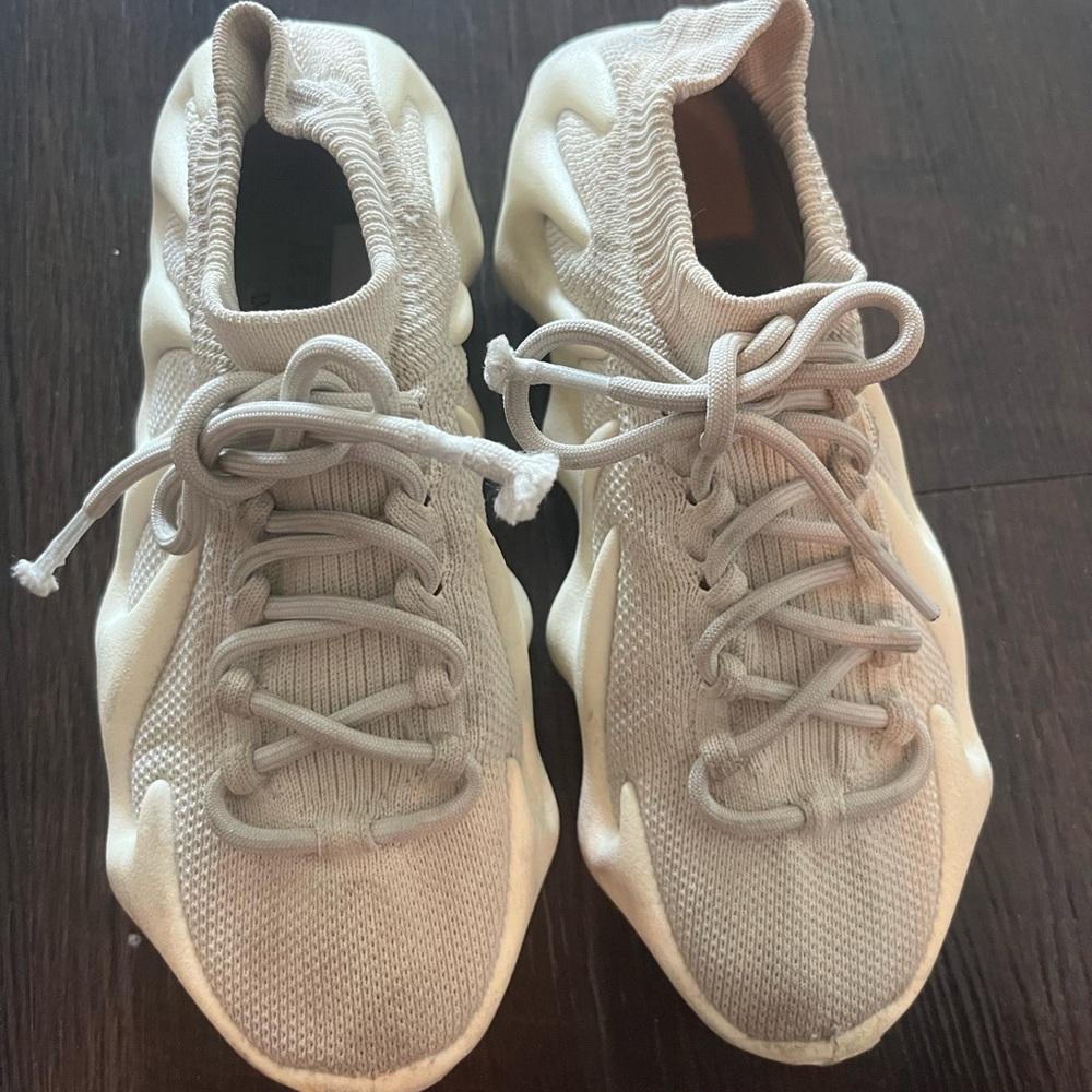 Yeezy Cloudburst - image 2